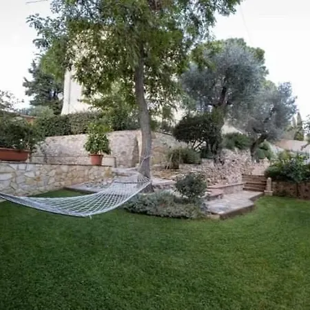 A Prima Vista Oda ve Kahvaltı Campiglia Marittima